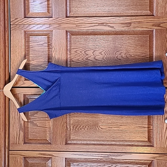 Mountain Hardware Dress - Picture 1 of 4